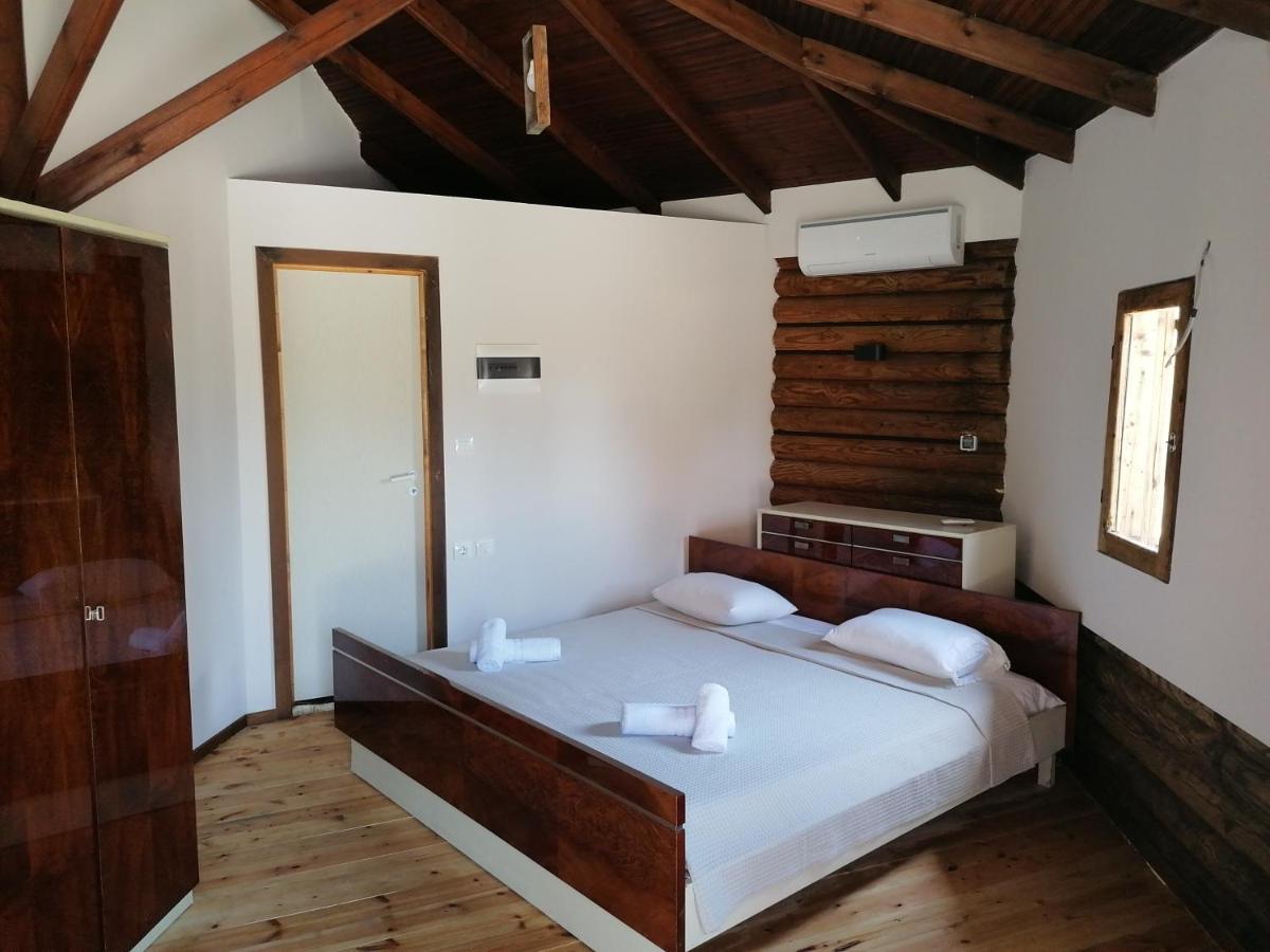 Wooden House Hotell Keramotí Eksteriør bilde